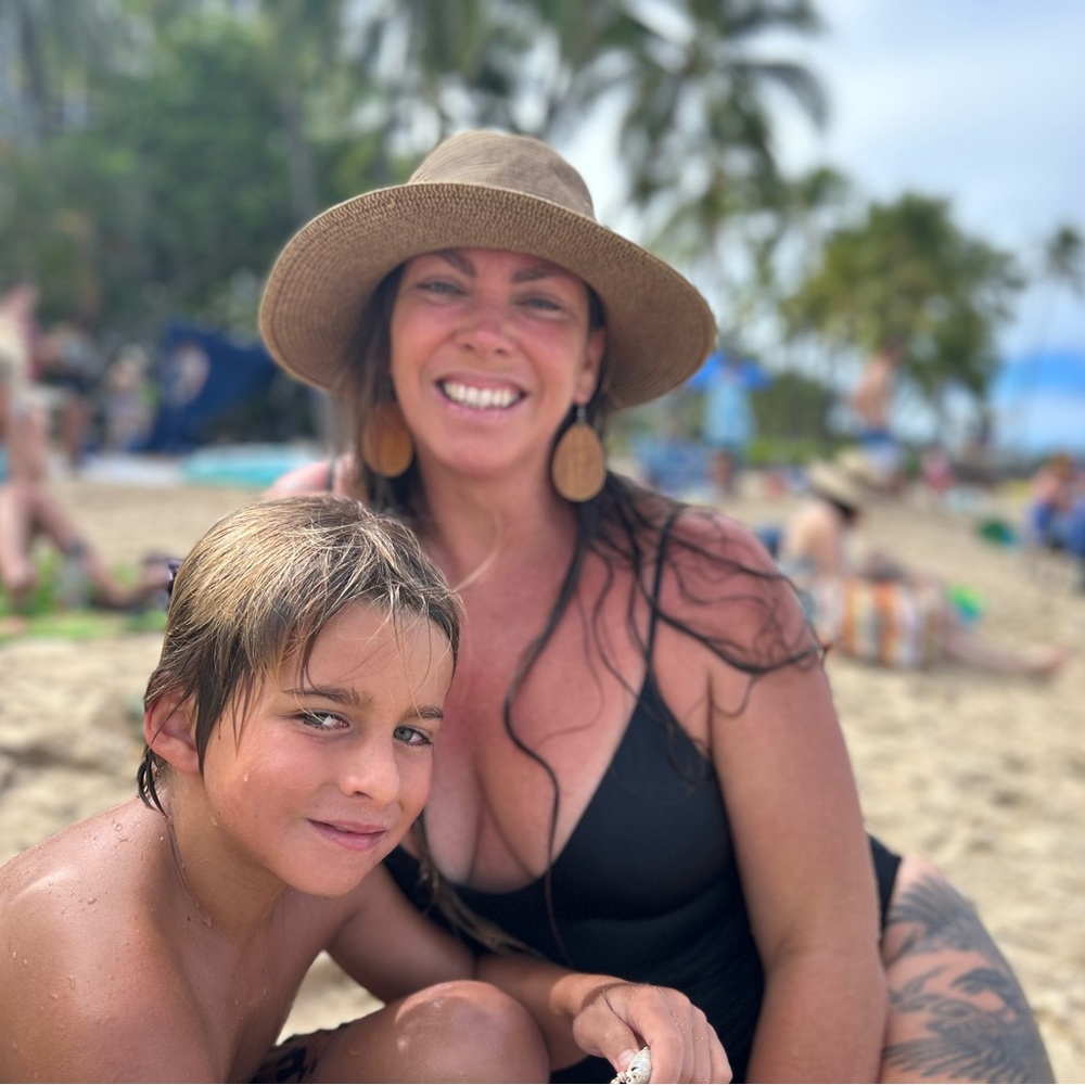 Meet your Posher, Tiara